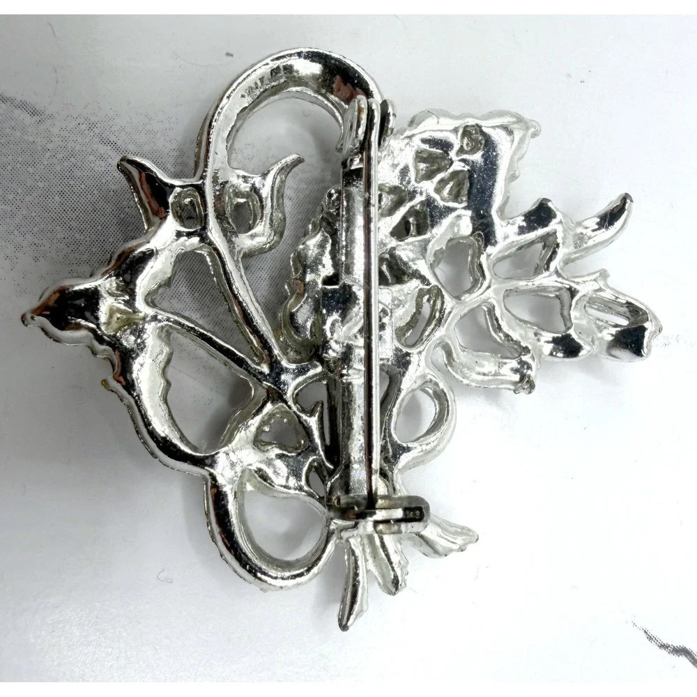 Vintage Silver Tone Rhinestone Floral‎ Bouquet Brooch Clear Stones 1.5 Inch